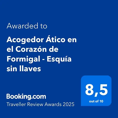 Acogedor Atico En El Corazon De - Esquia Sin Llaves Διαμέρισμα *